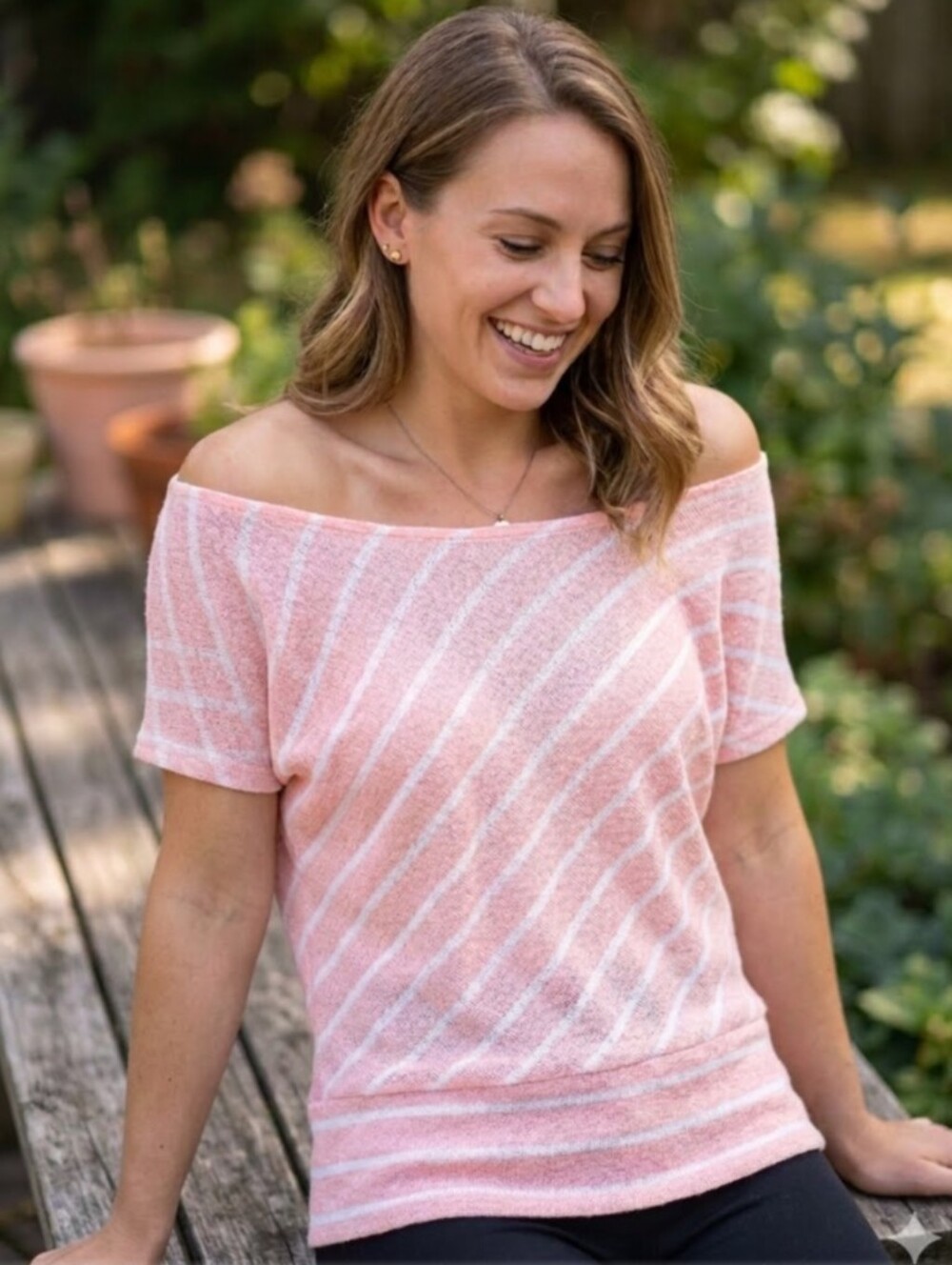 Two Apples Peach White Diagonal Stripe Short Sleeve Knit Off Shoulder Top Size M